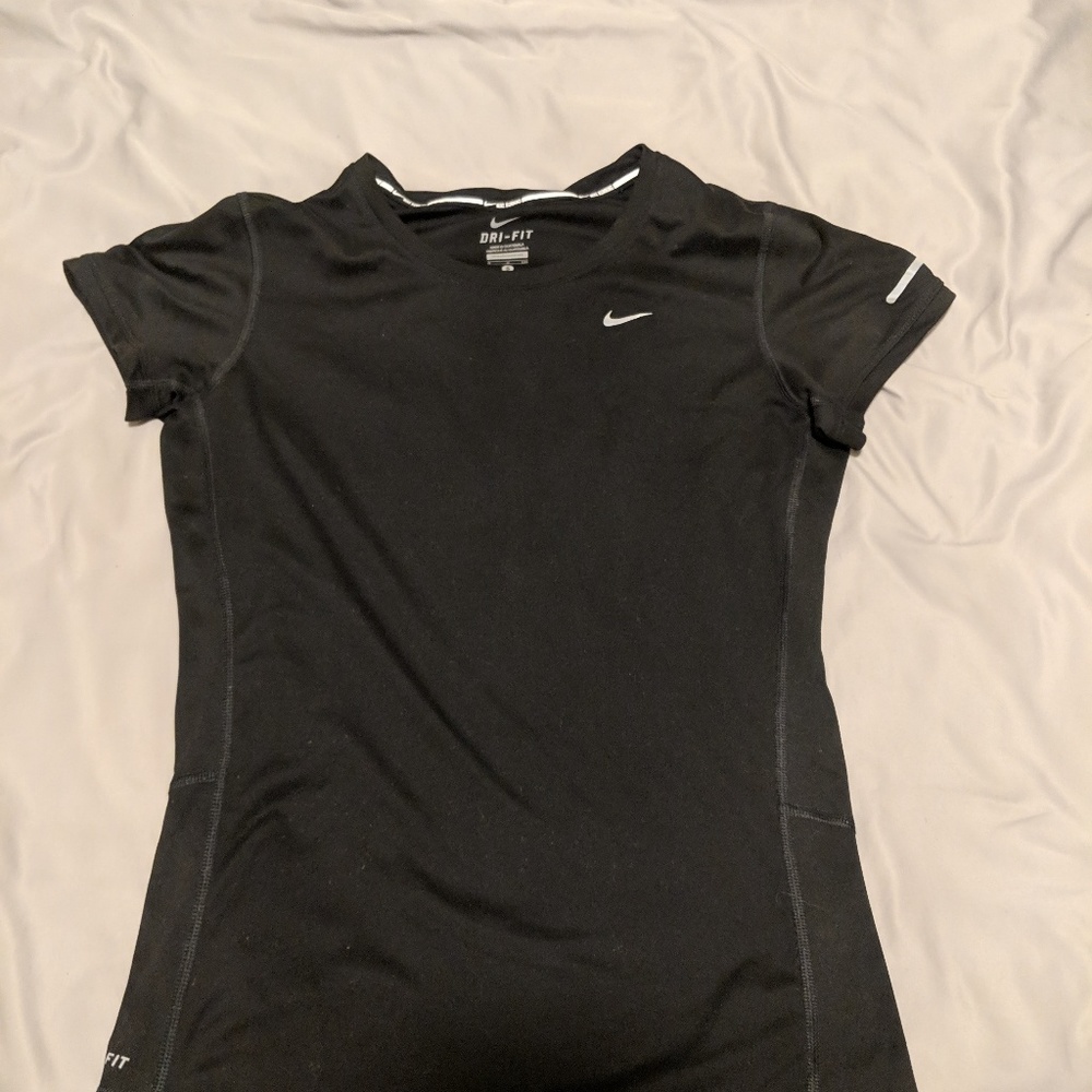 NIKE Girls Dri-Fit Running Shirt Size Small